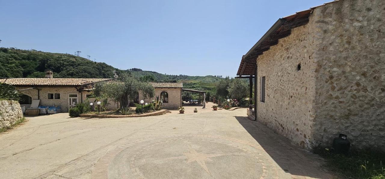 Borgo Carida - Green Family Holidays Zaccanopoli المظهر الخارجي الصورة