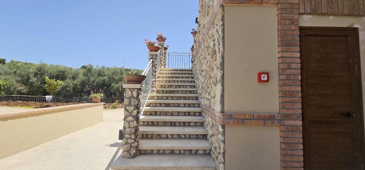 Borgo Carida - Green Family Holidays Zaccanopoli المظهر الخارجي الصورة